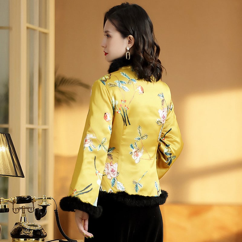 Chaqueta amarilla elegante
