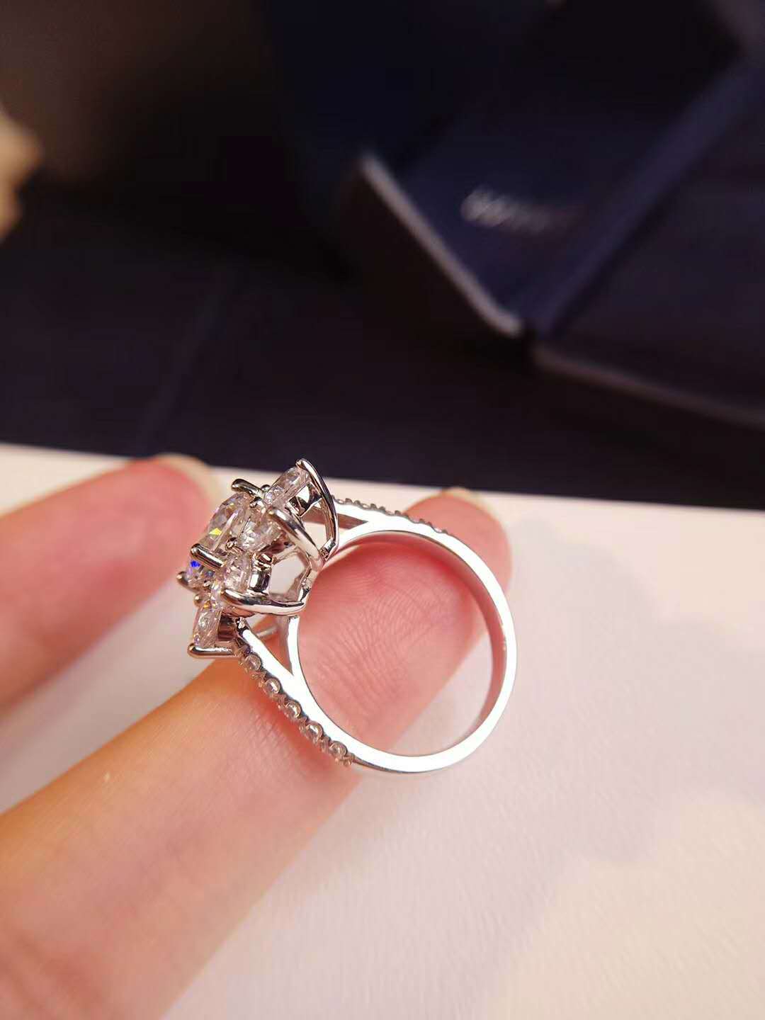 Diamond High Carbon Diamond Ring - Image 3