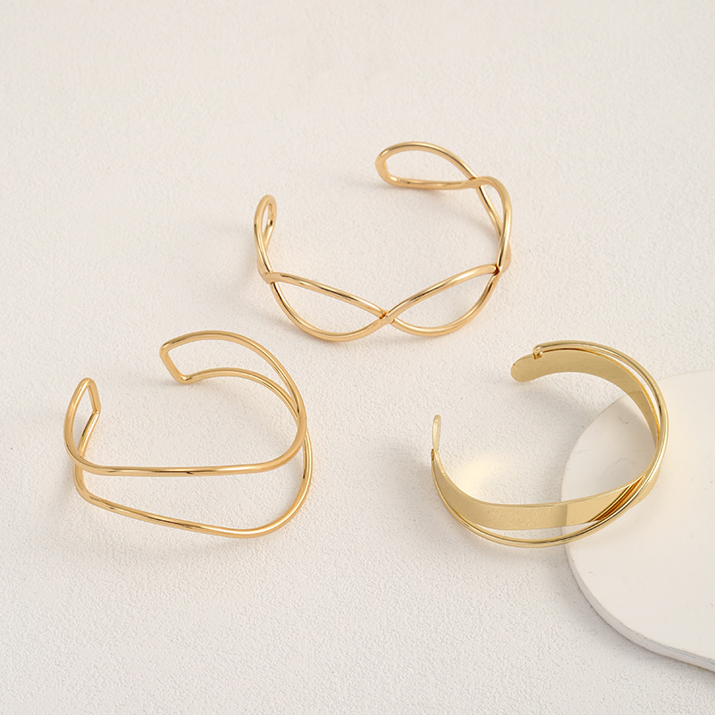 Irregular Gold Wave Bracelet Type A