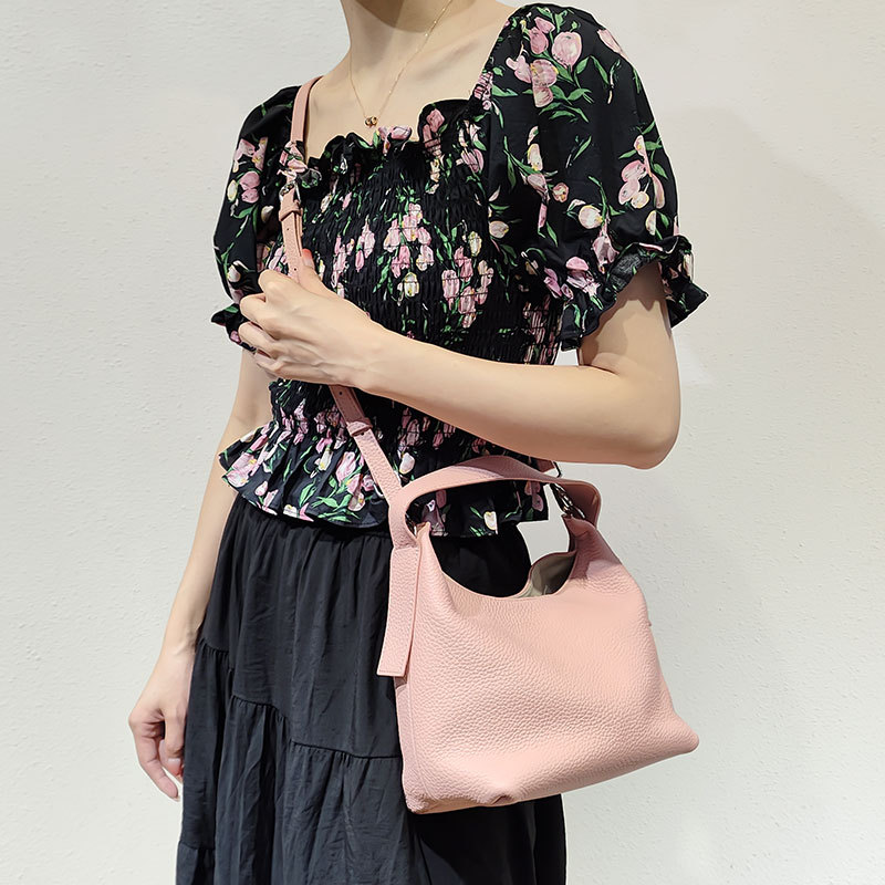 Soft Pillow Shoulder Bag Image 1