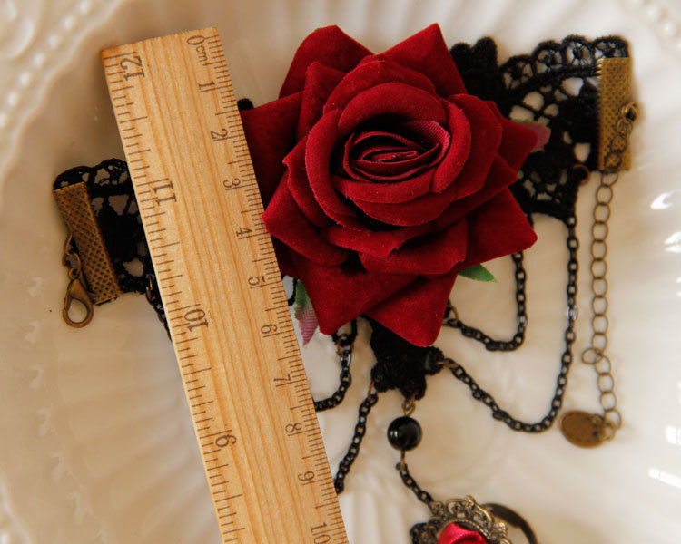 Red Rose Tassel Bracelet Image 3