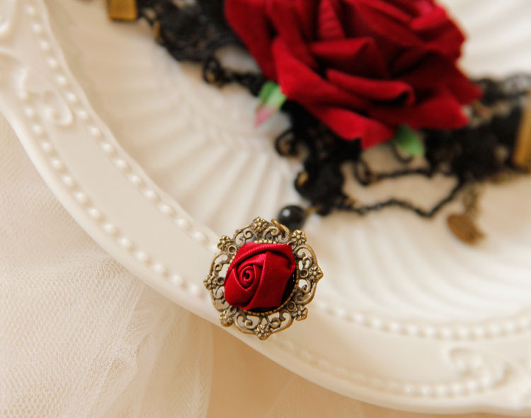 Red Rose Tassel Bracelet Image 2
