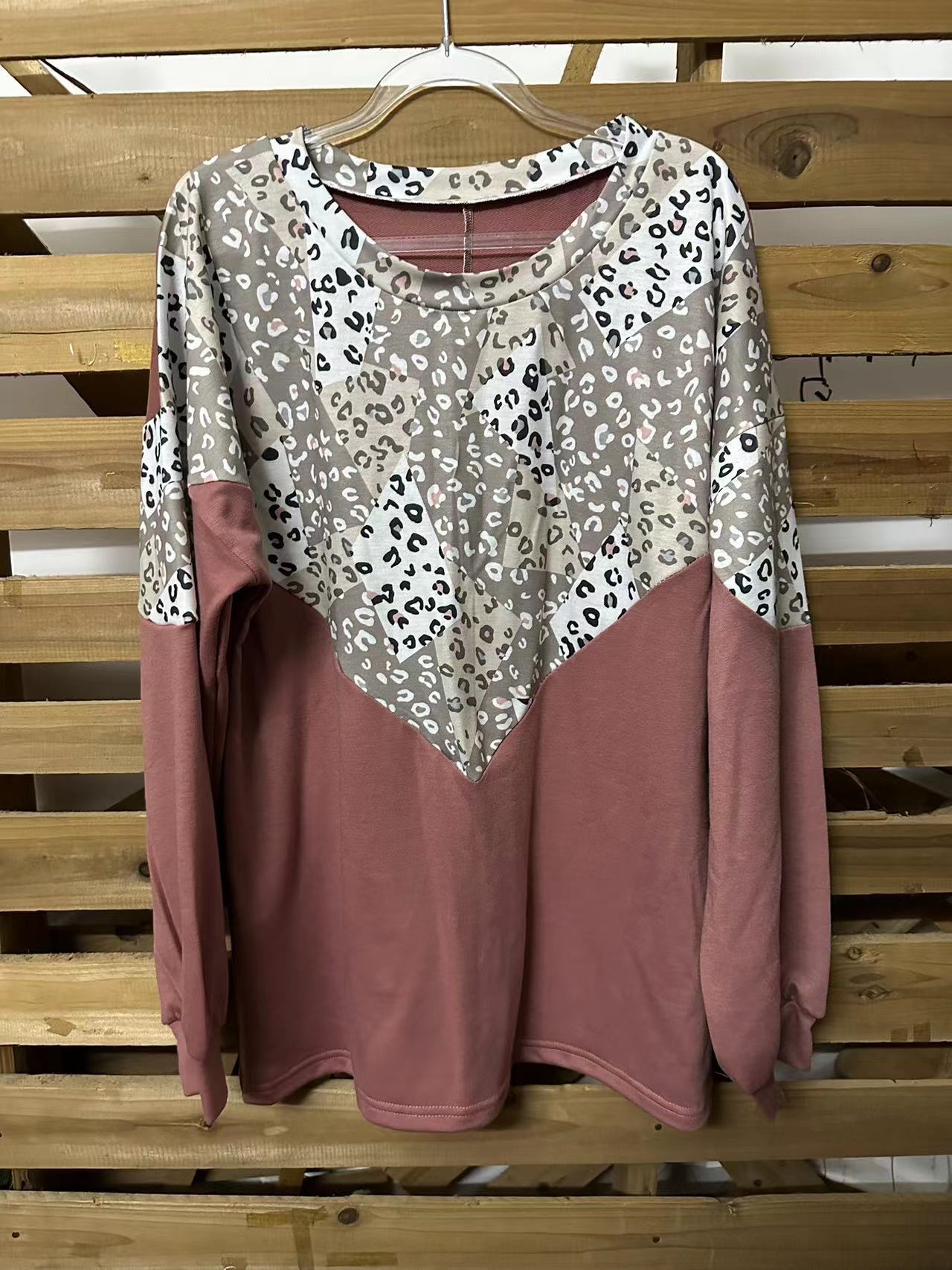 Leopard Splicing Sweater Image 6