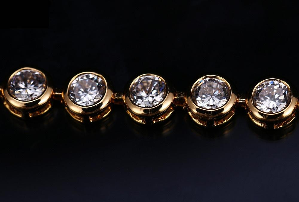 Zircon Bracelet Image 1