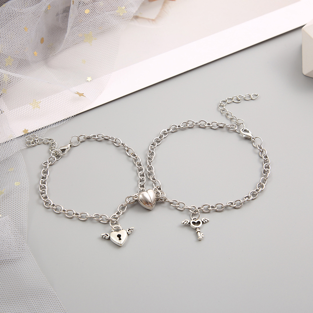 Imagen de Pulseras con Cierre Magnético 2