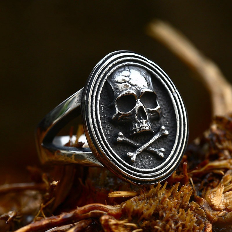 Skull Ring Image 1