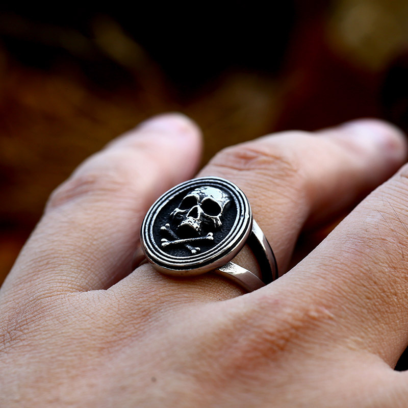 Skull Ring Image 5