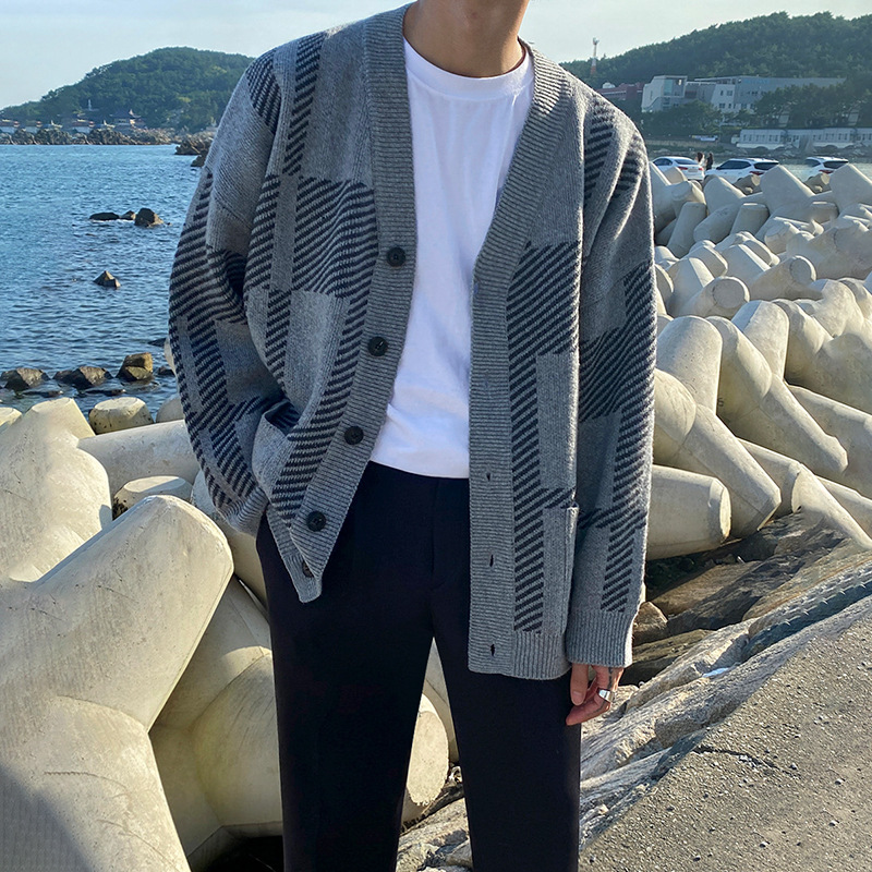 Cardigan Image 3