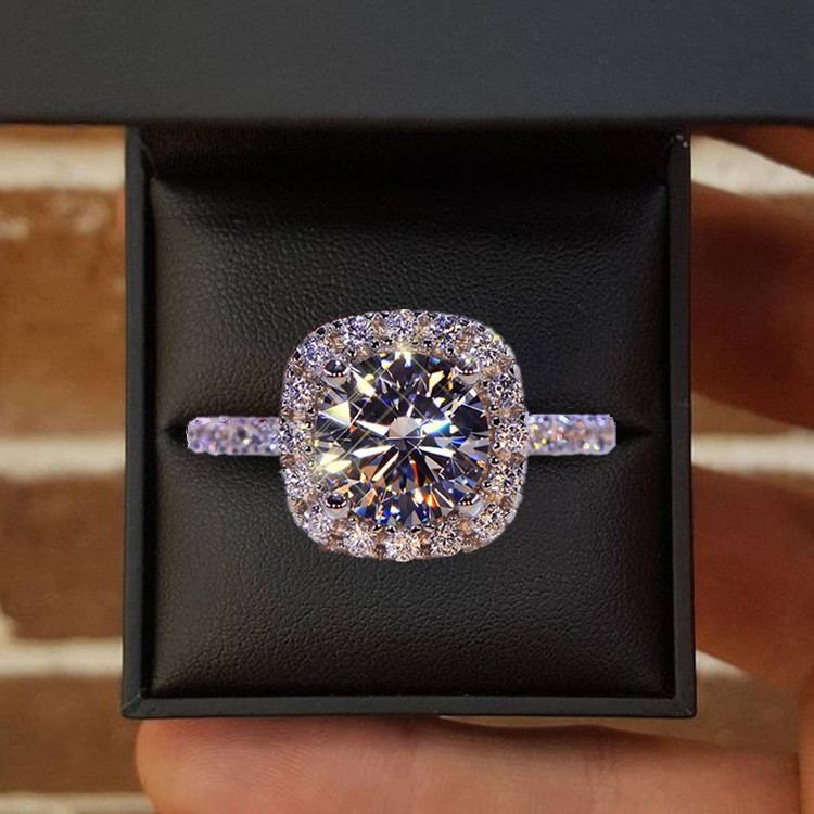 Elegant Ring Design