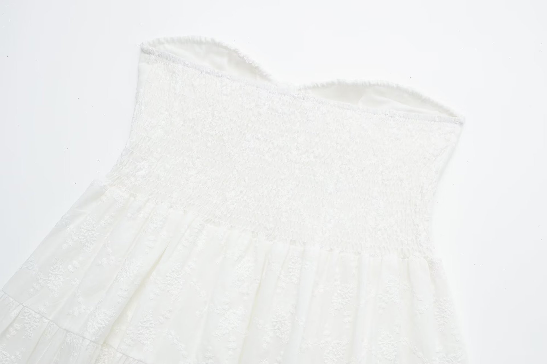Dress Detail 13