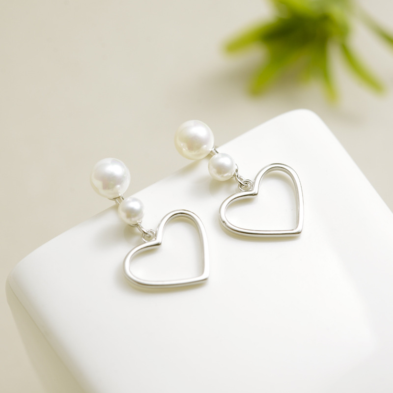 Hollow Love Earrings Image 3