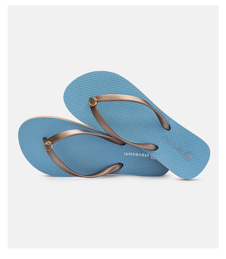Beach Slippers Image 3