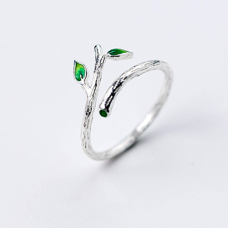 Women's Temperament Leaf Single Ring - Silver Color