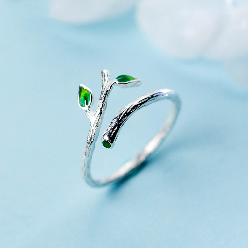 Women's Temperament Leaf Single Ring - Detail