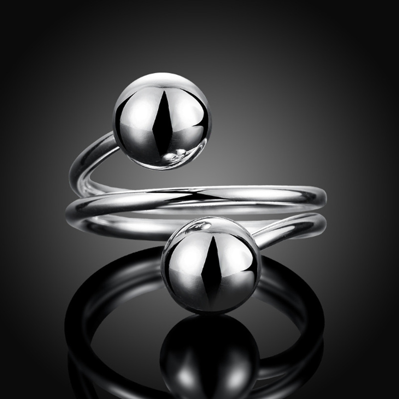 Couple Beads Ring Close-up