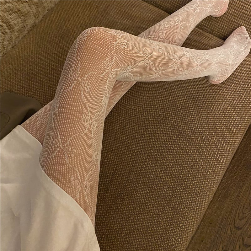 Feminine Hollow Jacquard Bow Bottoming Stockings - Style 3