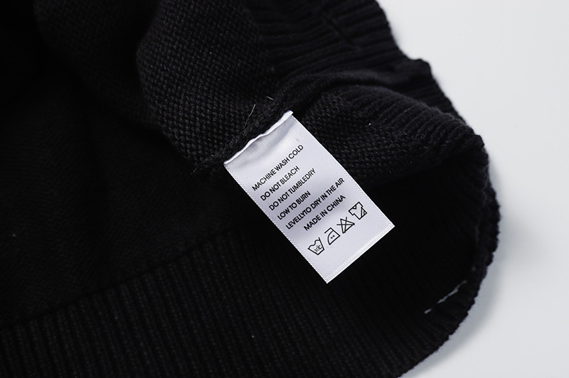 Sweater Image 12