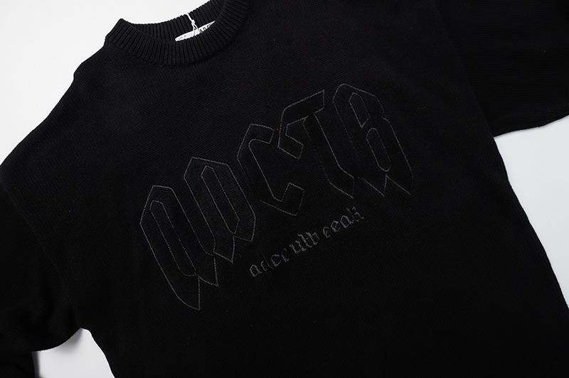 Sweater Image 7