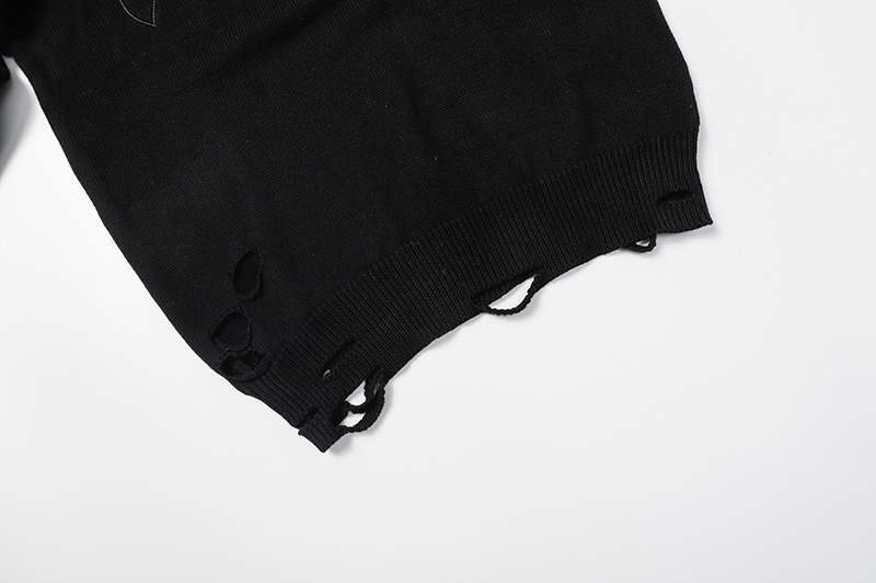 Sweater Image 4