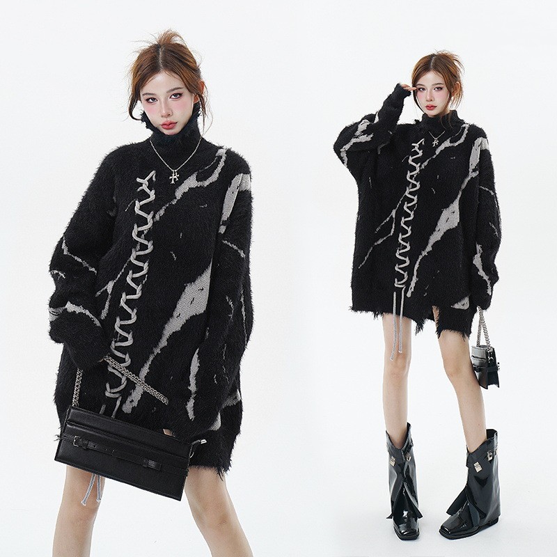 Sweater Image 5