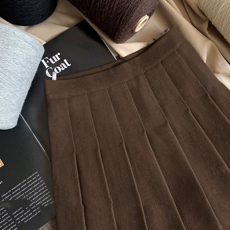 Pleated Women's Skirt - Style 4
