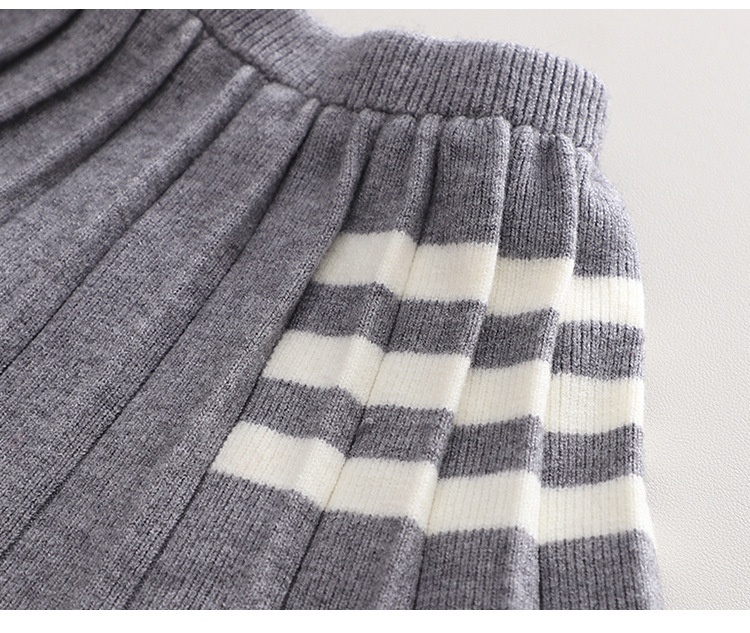 Sweater Suit Image 3