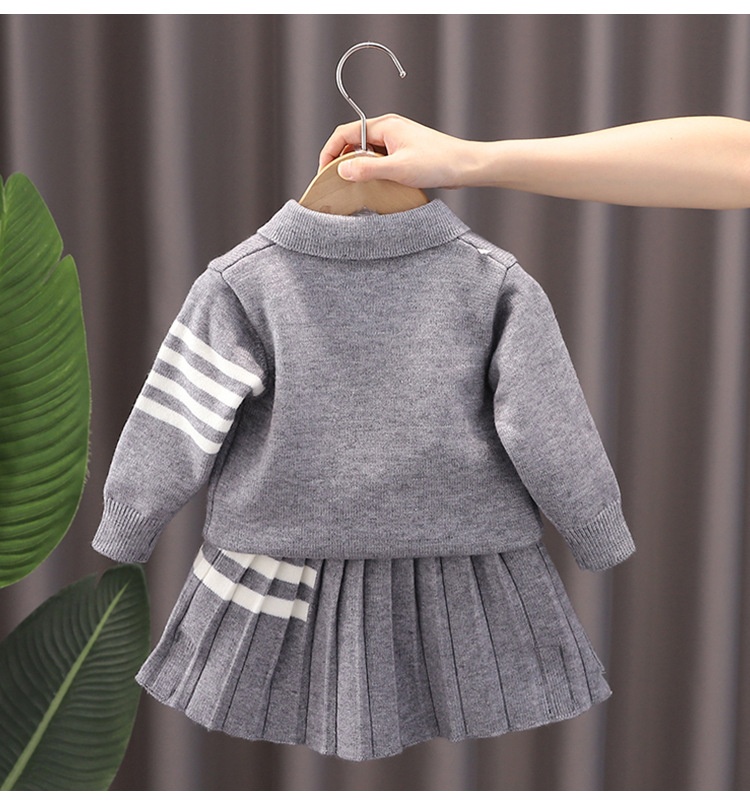 Sweater Suit Image 8