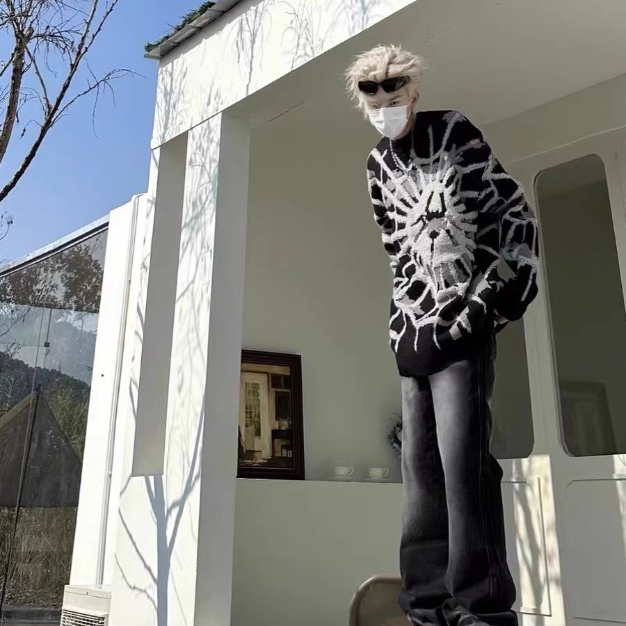American High Street Spider Jacquard Crew Neck Sweater Image 4
