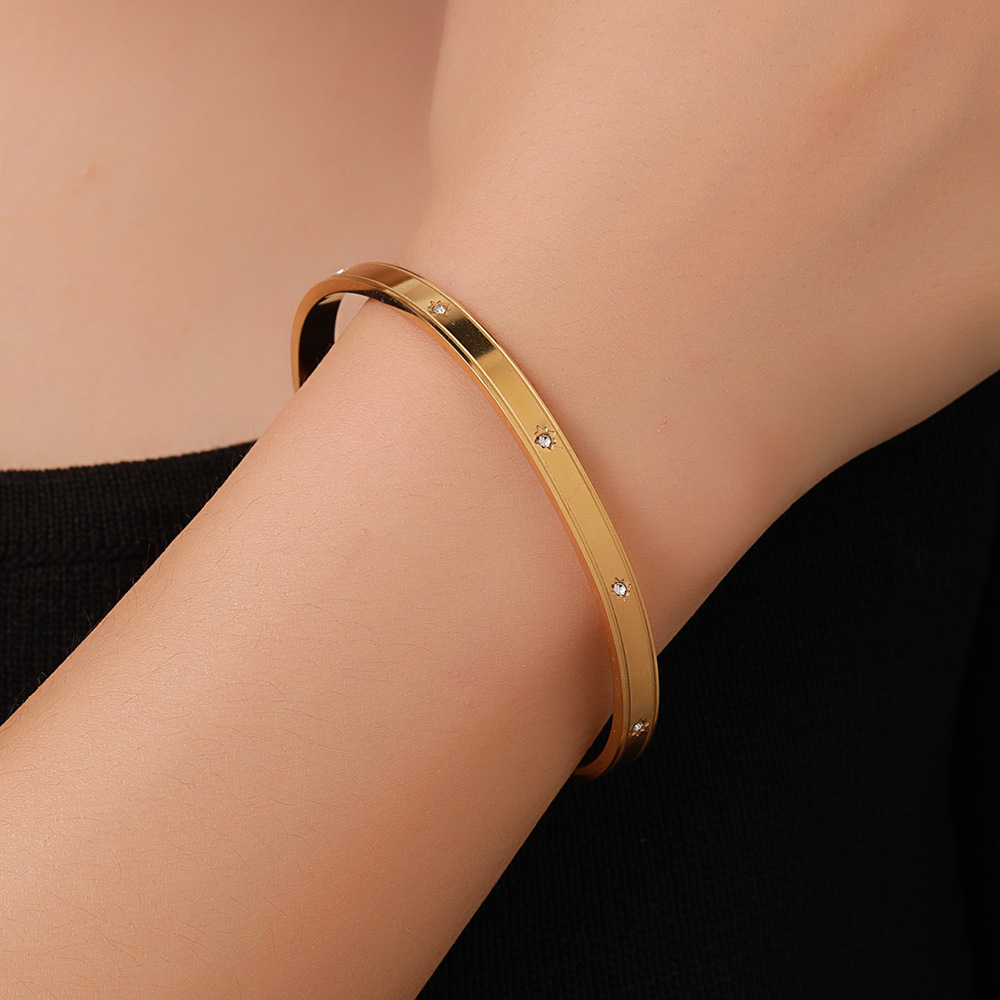 Six-pointed Star Diamond Open-ended Bracelet Image 4