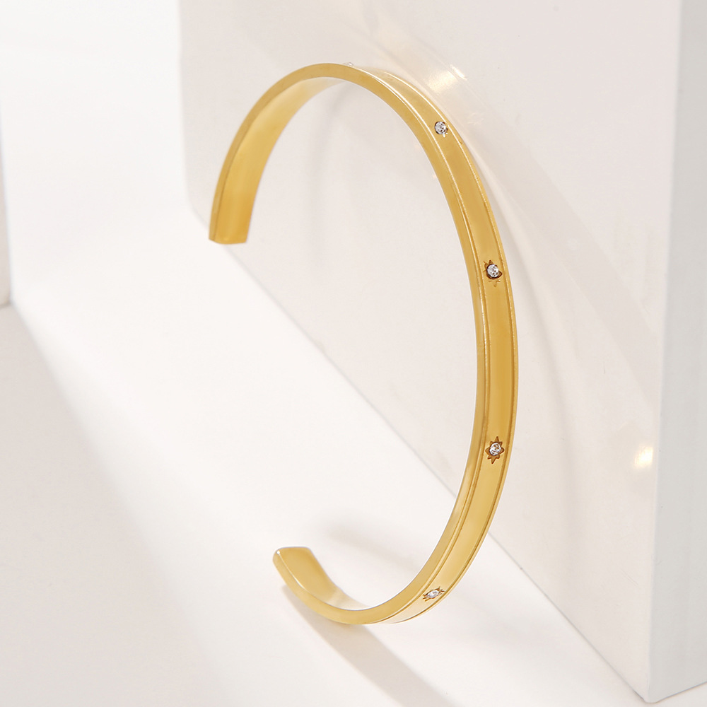 Six-pointed Star Diamond Open-ended Bracelet Image 3