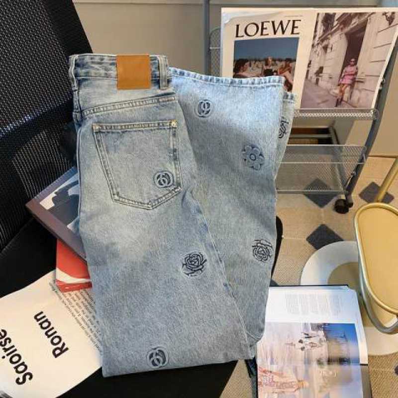Women's Fashionable Light Blue Straight Pants 2