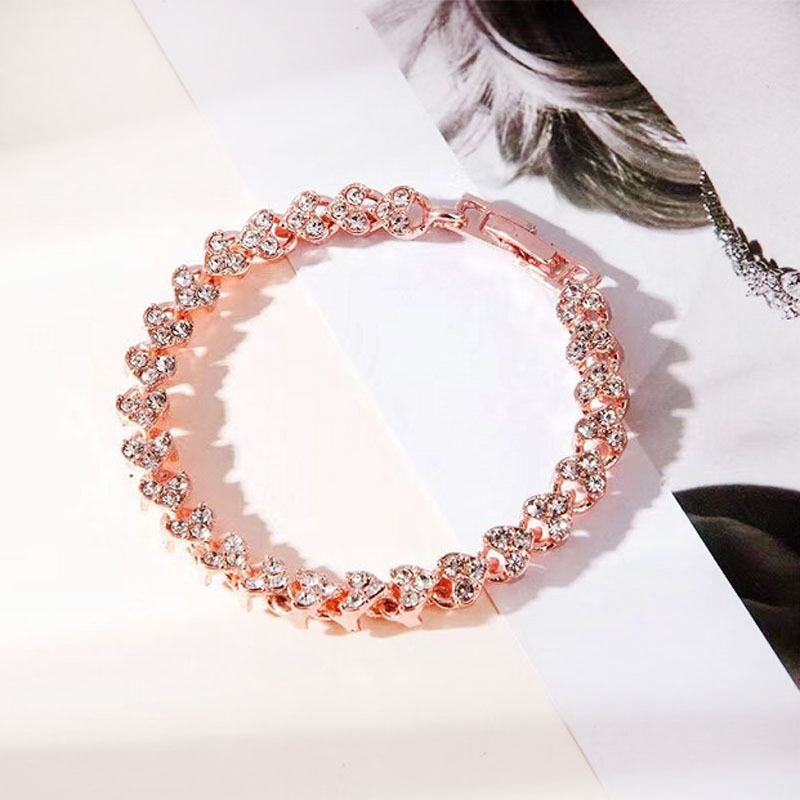 Heart-shaped Diamond Bracelet Image 3