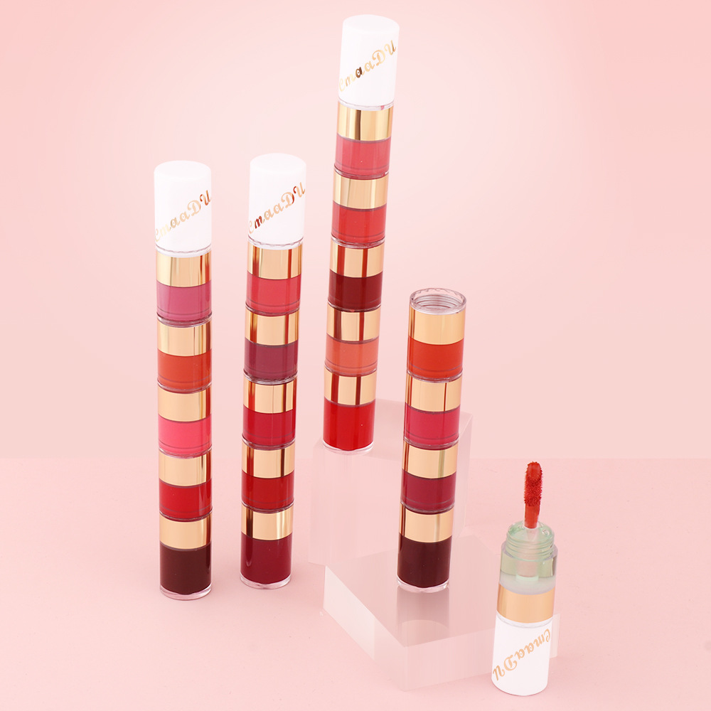 Stylish Lip Gloss 1