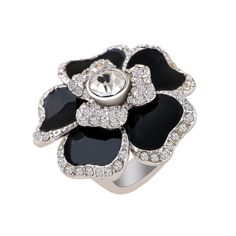Flower Exaggerated Big Ring Image 4