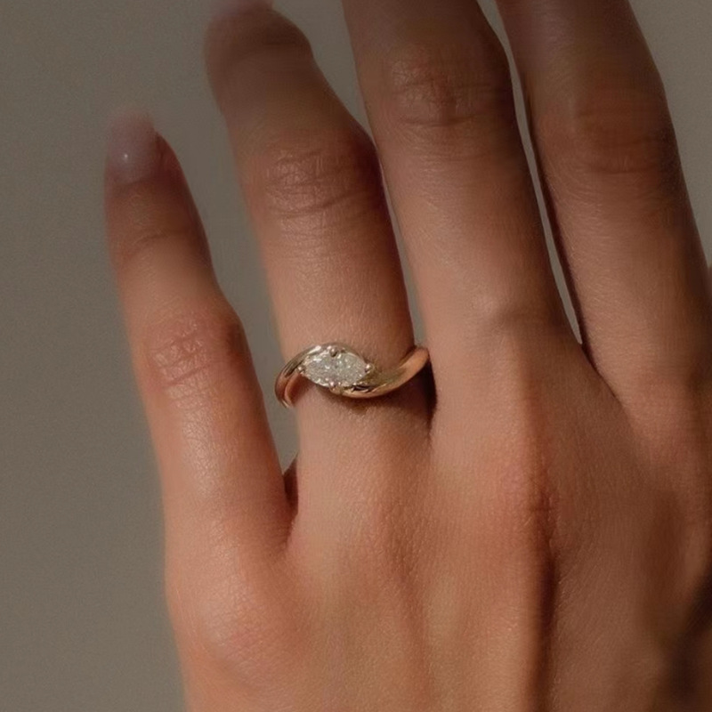 Horse Eye Zircon Ring 1
