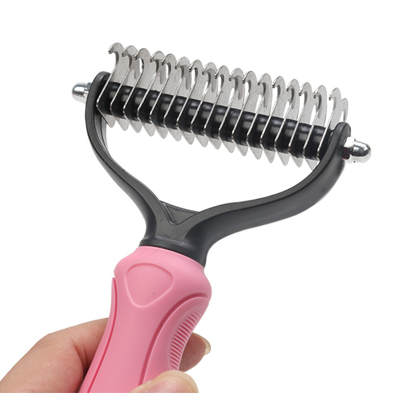 Pet Comb Detail 2