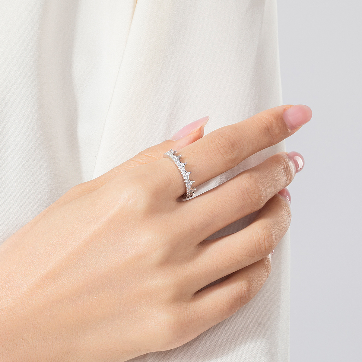 Stylish Crown Ring