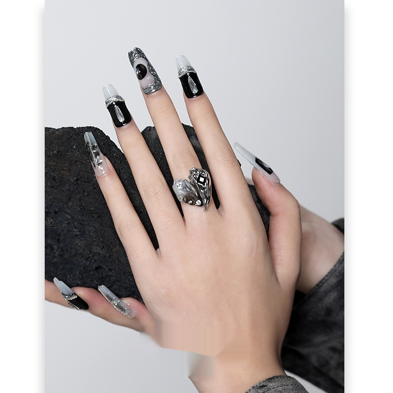 Lava Fold Love Heart-shaped Ring