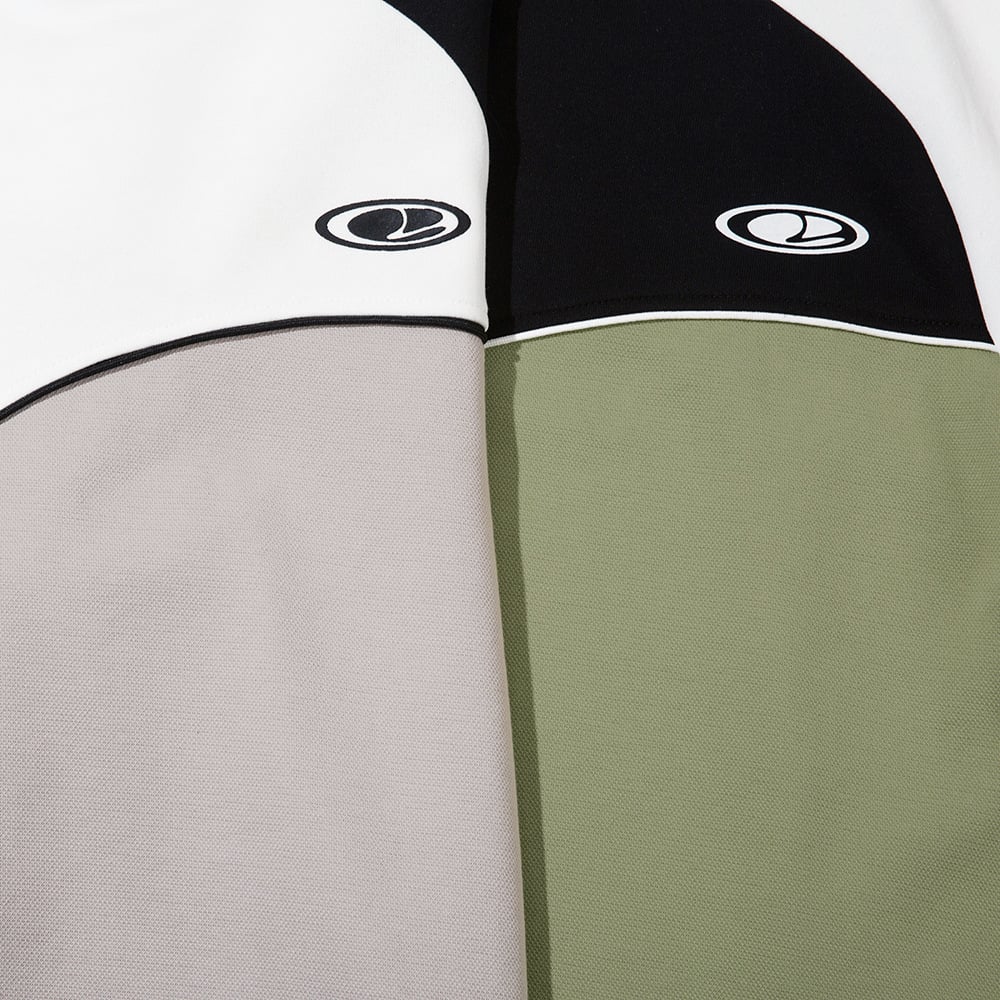 Sweater Image 5