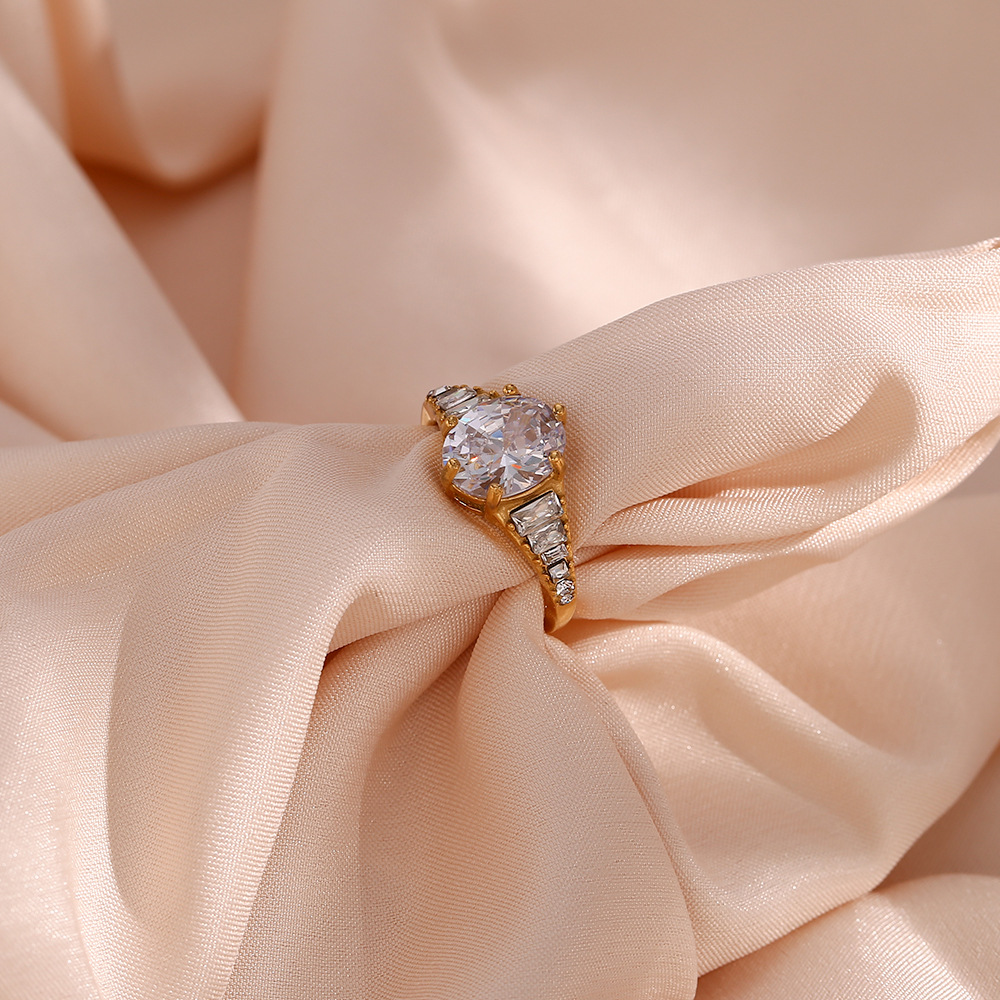 Syllia Diamond Ring Image 1