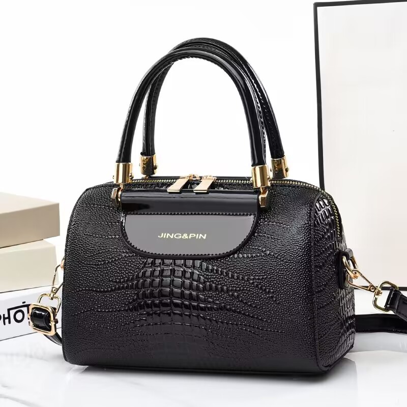 Ladies Fashion Shoulder Handbag