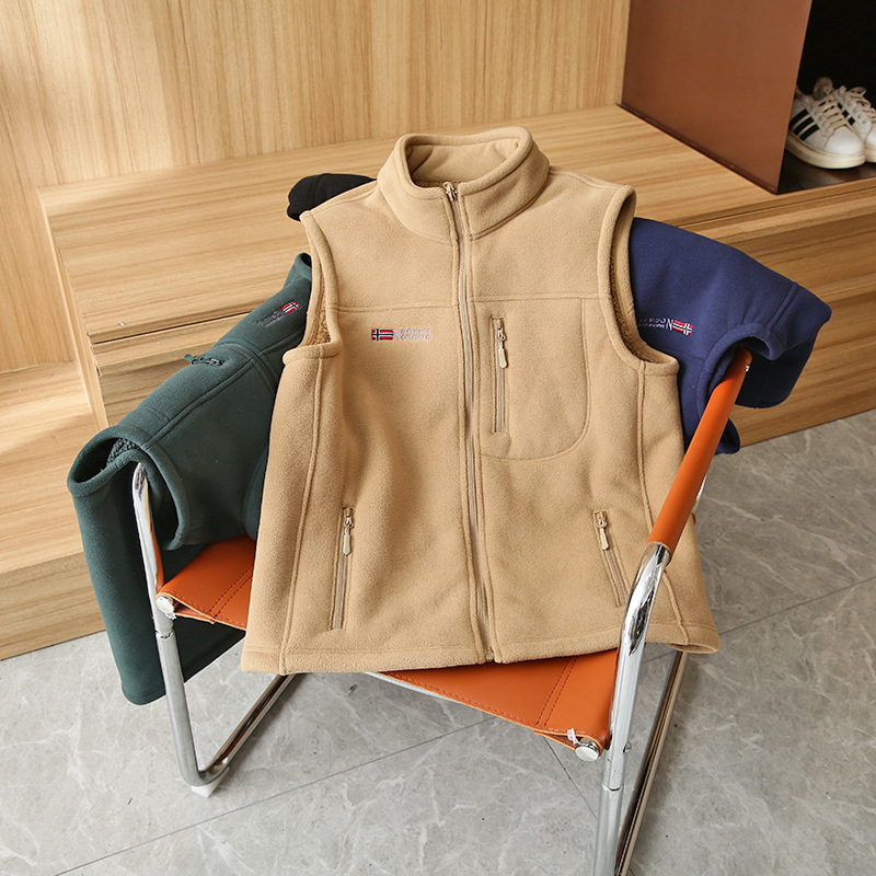 Thick Warm Men's Vest - Image 1