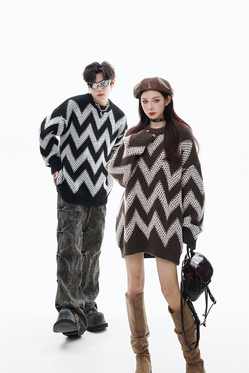 Sweater Image 6