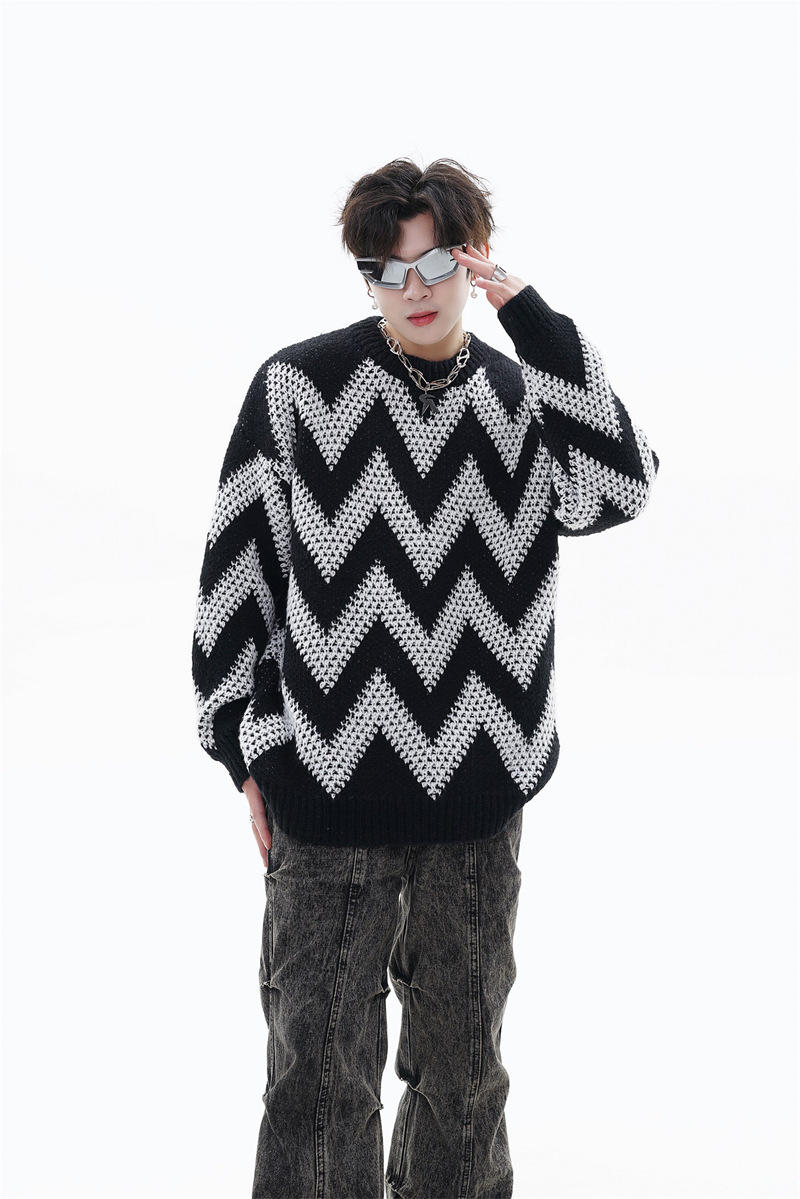 Sweater Image 8