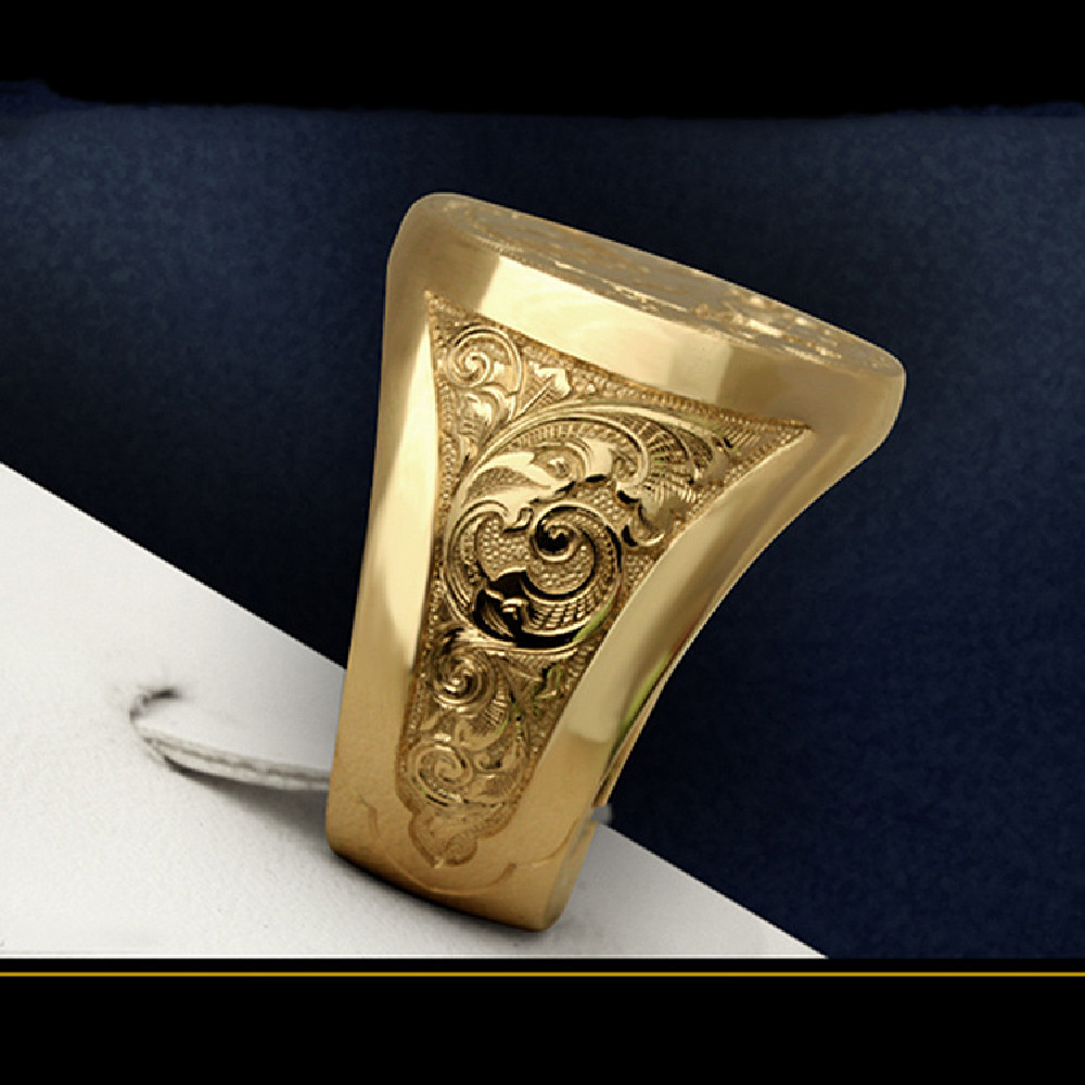 Men's New Fashion Golden Ring Image 2