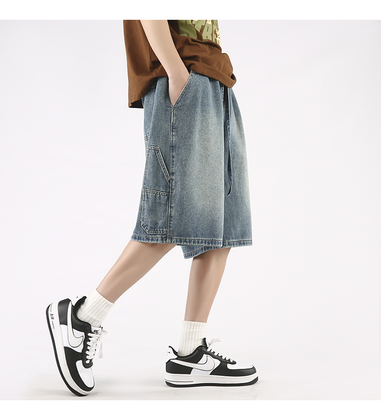 Denim Shorts Trendy Look