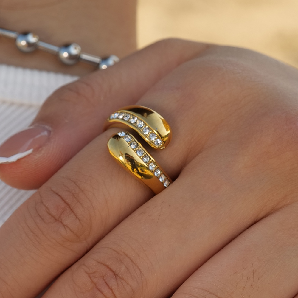Single Circle 18K Gold Zircon Water Drops Ring 4
