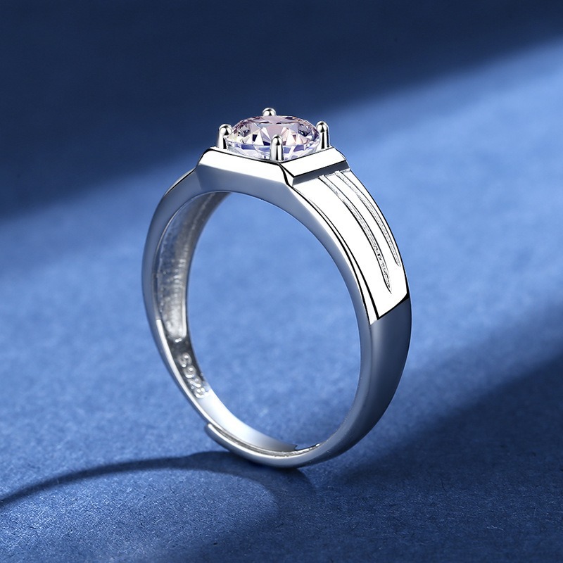Men's S925 Silver 1 Karat Diamond Ring - Close Up