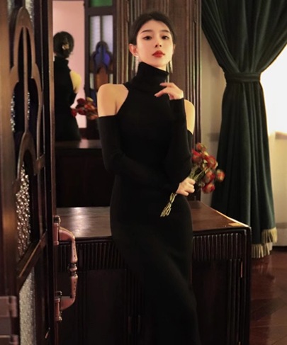 Fashionable long dress