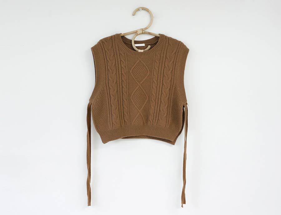 Round Neck Pullover Short Knitted Vest Grey